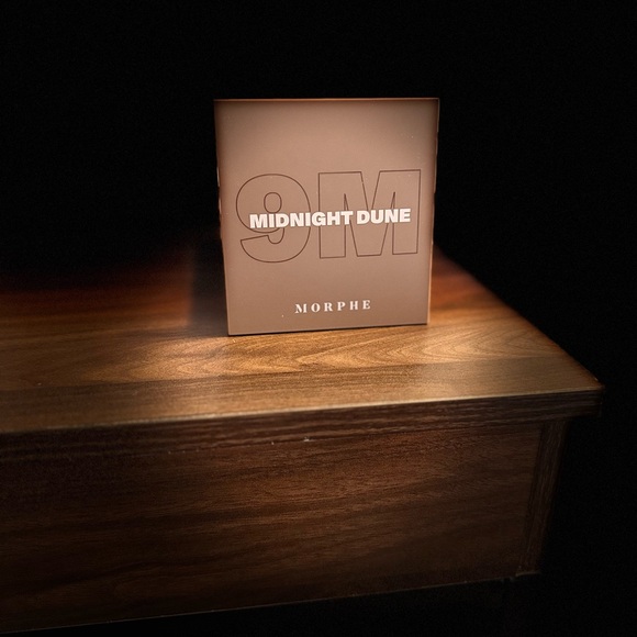 NEW in box Morphe 9M Midnight Dune Artistry Palette - Picture 2 of 3